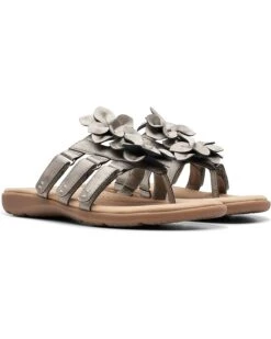 Clarks Elizabelle Mae | Sandals